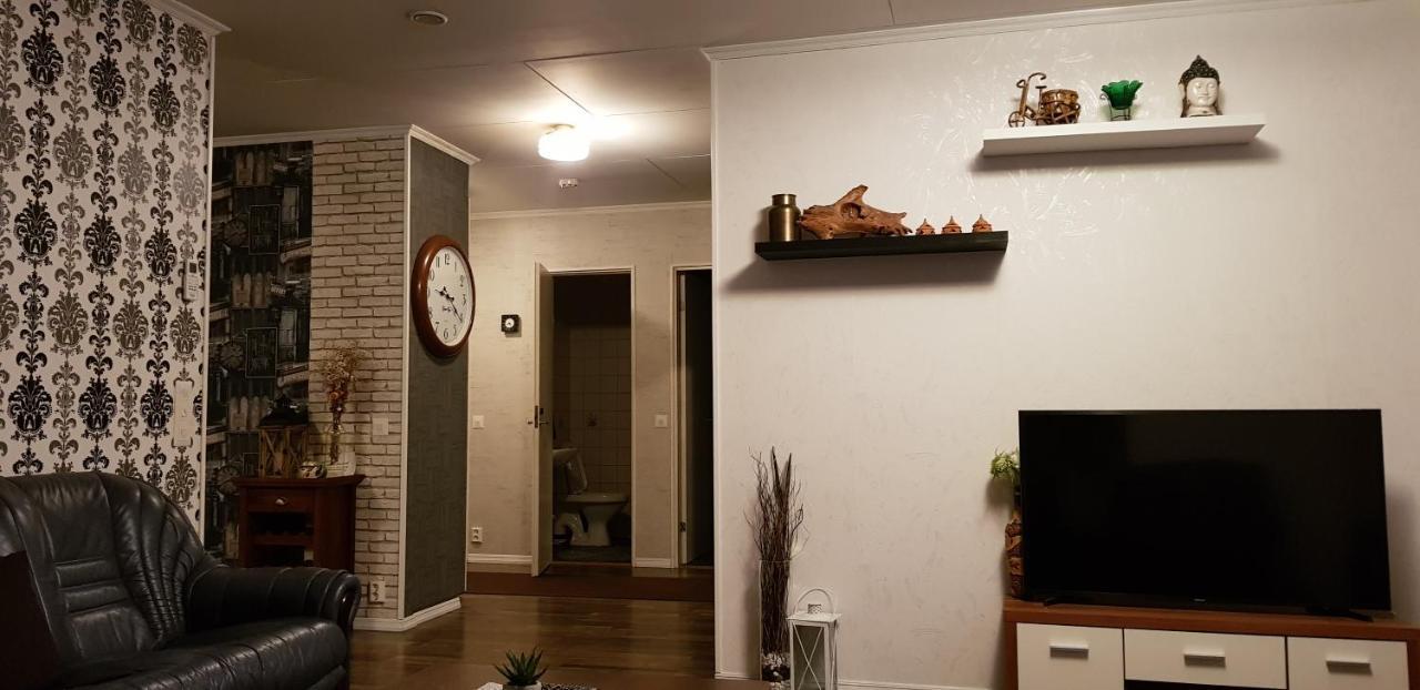 4 Bedrooms Near Center - Kranni Пори Екстериор снимка