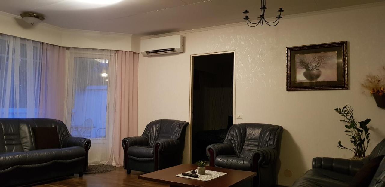4 Bedrooms Near Center - Kranni Пори Екстериор снимка