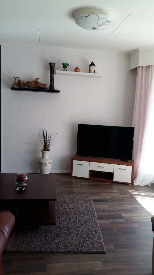 4 Bedrooms Near Center - Kranni Пори Екстериор снимка