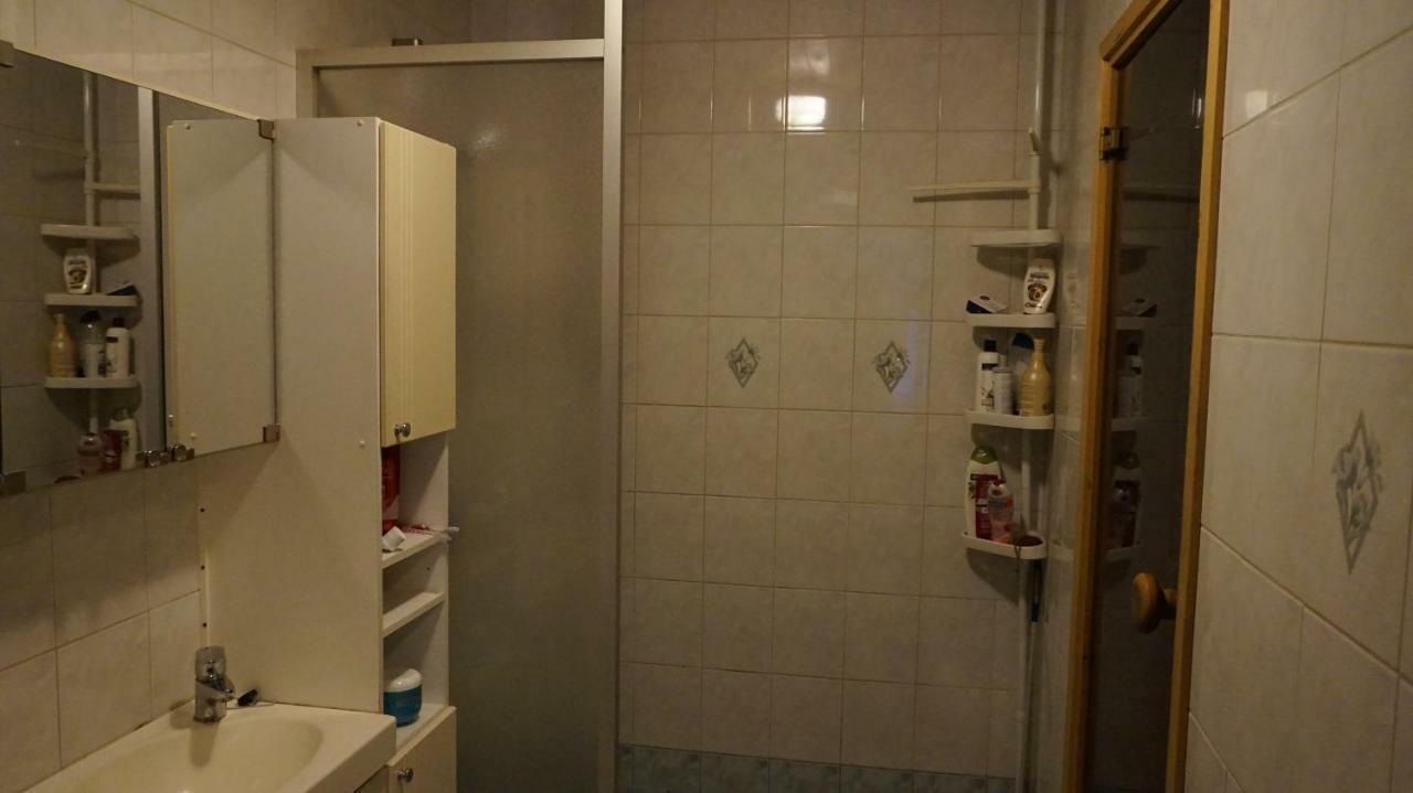 4 Bedrooms Near Center - Kranni Пори Екстериор снимка