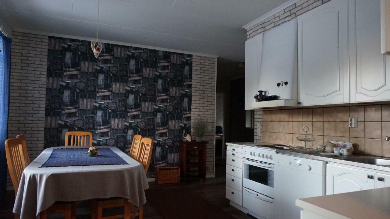 4 Bedrooms Near Center - Kranni Пори Екстериор снимка