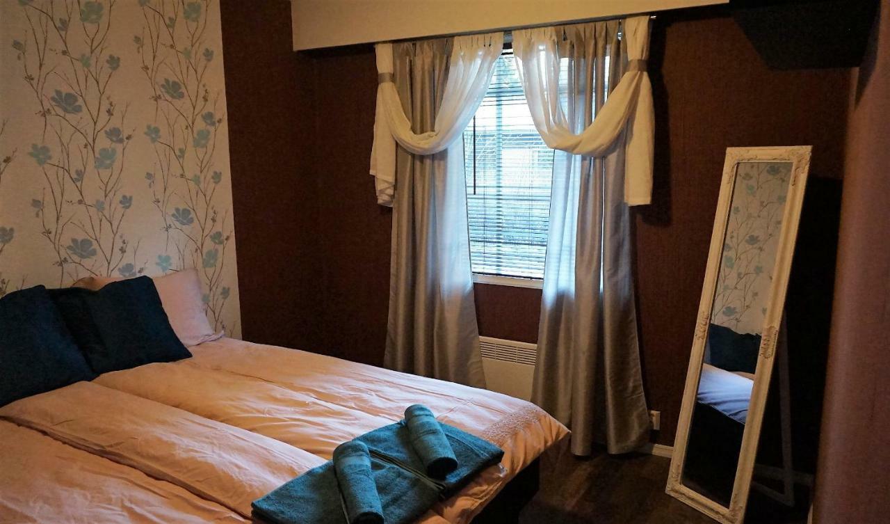 4 Bedrooms Near Center - Kranni Пори Екстериор снимка